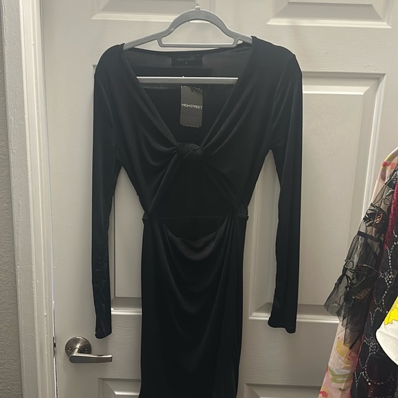 Dress - Picture 1 of 2